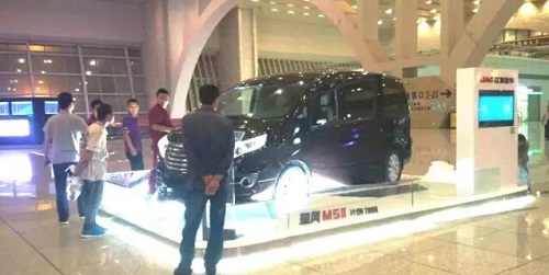 豪任性！江淮汽車包了大半年展位做高鐵廣告！