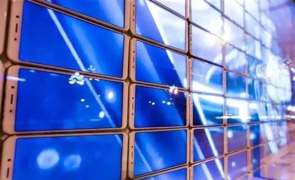 魅族公交站臺(tái)廣告