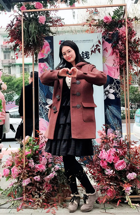 杭州公交車候車廳廣告 杭州公交車候車廳廣告