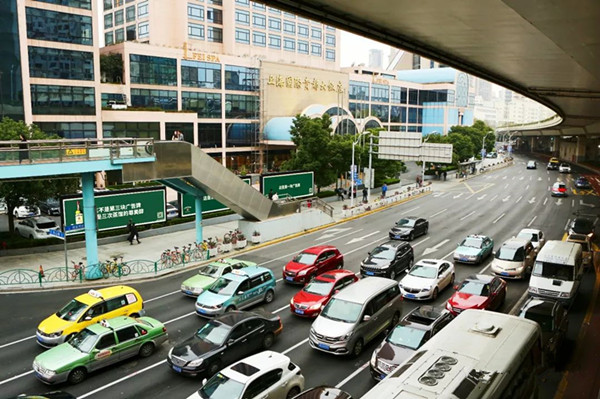 戶外廣告 戶外廣告