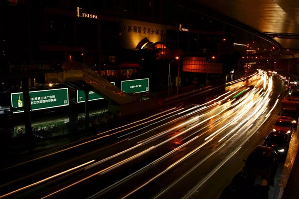 戶外廣告 戶外廣告