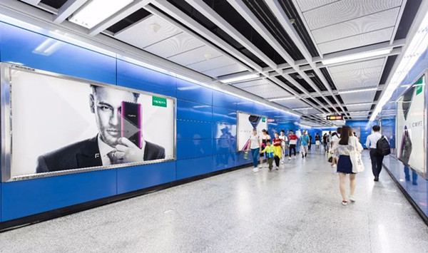 OPPO廣州地鐵廣告 OPPO廣州地鐵廣告