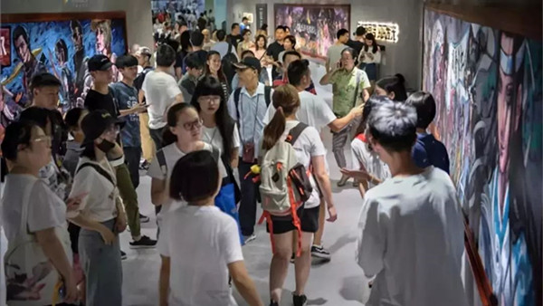 騰訊閃光新國漫重慶地鐵廣告 騰訊閃光新國漫重慶地鐵廣告