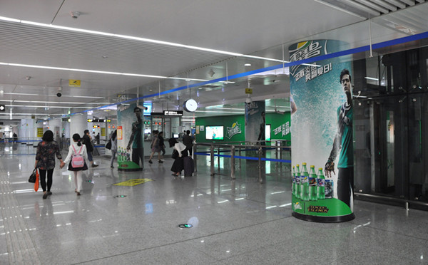 昆明地鐵包柱廣告 昆明地鐵包柱廣告