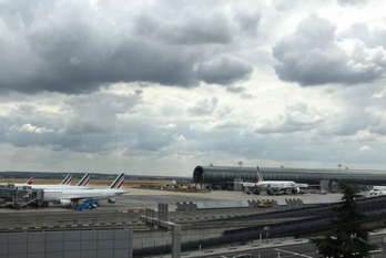 巴黎戴高樂機(jī)場廣告-巴黎機(jī)場廣告投放價格-巴黎機(jī)場廣告公司