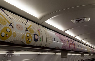 東海航空行李架貼廣告 東海航空行李架貼廣告