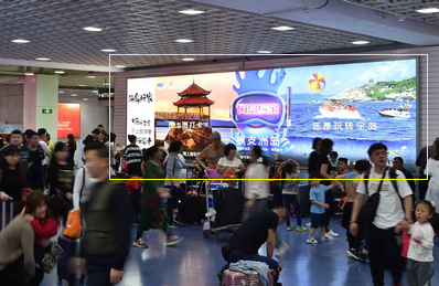 三亞機(jī)場(chǎng)T1一層行李轉(zhuǎn)盤墻面燈箱廣告