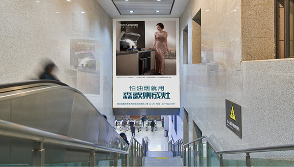 開封北高鐵站燈箱廣告 開封北高鐵站燈箱廣告