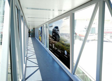 西寧機(jī)場廊橋燈箱廣告價(jià)格