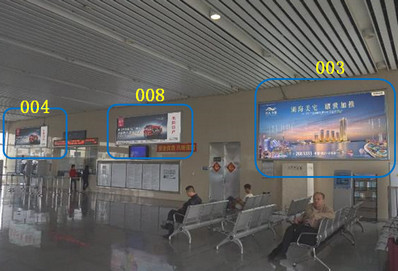 南朗站A、B進出站口+售票窗旁燈箱廣告