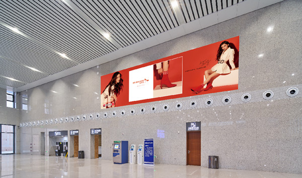 長葛北高鐵站燈箱廣告 長葛北高鐵站燈箱廣告