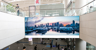 青島機(jī)場國際出發(fā)區(qū)燈箱廣告 青島機(jī)場國際出發(fā)區(qū)燈箱廣告