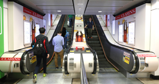 時代廣場扶手電梯數碼屏廣告 時代廣場扶手電梯數碼屏廣告