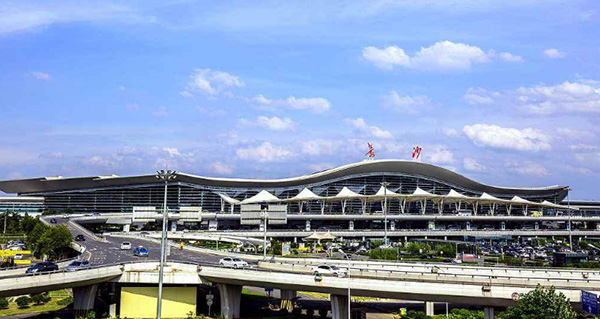 長沙機(jī)場廣告圖騰柱媒體優(yōu)勢介紹