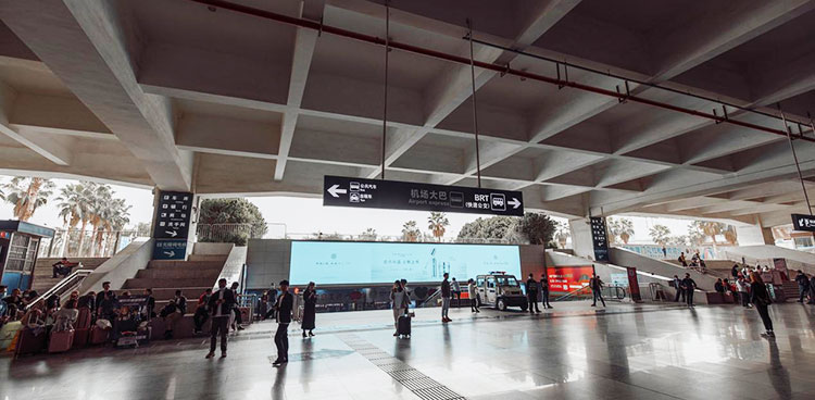 華瑞凱琳廈門(mén)機(jī)場(chǎng)電子屏廣告2