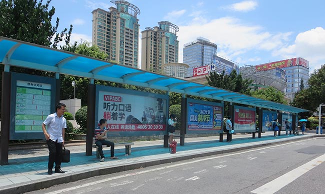 東莞候車(chē)亭廣告價(jià)格是多少？