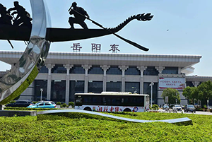 湘聯(lián)電纜-岳陽(yáng)公交廣告