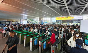 臺(tái)州西站廣告牌價(jià)格多少錢(qián)？臺(tái)州高鐵站廣告有哪些？