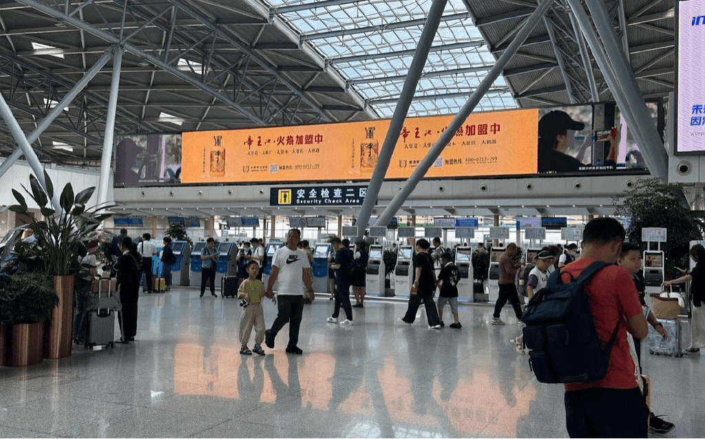 濟南遙墻機場最大廣告屏在哪里？濟南機場航站樓廣告價格多少錢？