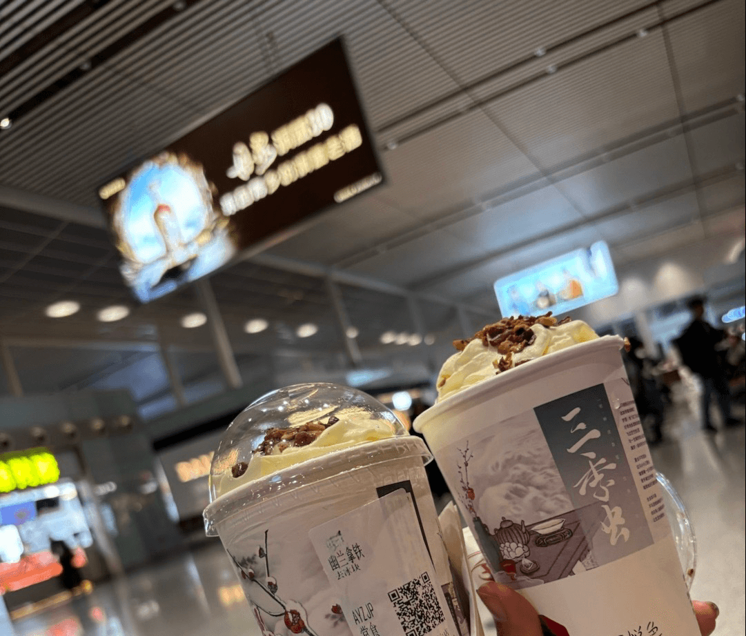 長沙黃花機(jī)場廣告價格收費(fèi)多少錢？長沙機(jī)場LED廣告牌春運(yùn)熱門廣告