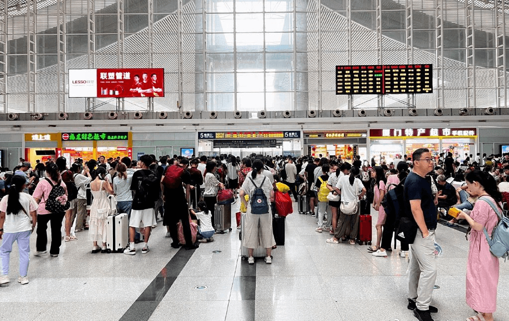 廈門北站廣告價格收費(fèi)多少錢？廈門北高鐵站春運(yùn)熱門廣告位