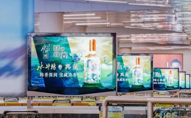?廣州機(jī)場(chǎng)大屏廣告價(jià)格收費(fèi)，廣州白云機(jī)場(chǎng)到達(dá)行李轉(zhuǎn)盤刷屏廣告