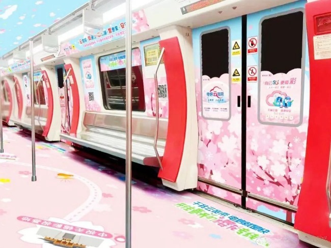 無錫地鐵S1錫澄線內(nèi)外包車廣告櫻花案例，無錫地鐵廣告價格收費