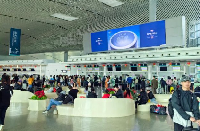 揭陽潮汕機場出發(fā)LED大屏廣告安檢值機全覆蓋，潮汕機場廣告價格