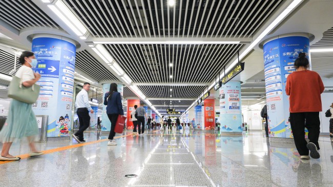 南寧地鐵3號線總部基地站廣告投放種類，南寧地鐵站內(nèi)廣告價格