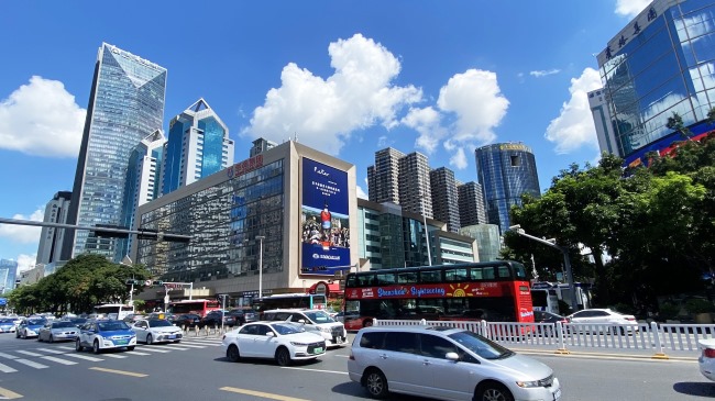 深圳福田深南大道華強(qiáng)北墻體燈箱看板廣告，深圳戶外大牌廣告價(jià)格