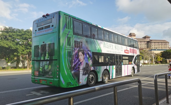 三亞公交車雙層巴士廣告價格，三亞雙層旅游觀光公交車身廣告投放