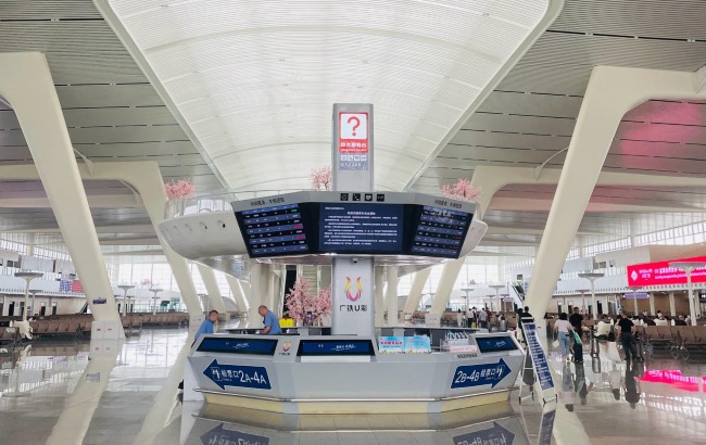 常德站高鐵候車(chē)大廳最大LED大屏廣告，常德火車(chē)站廣價(jià)格