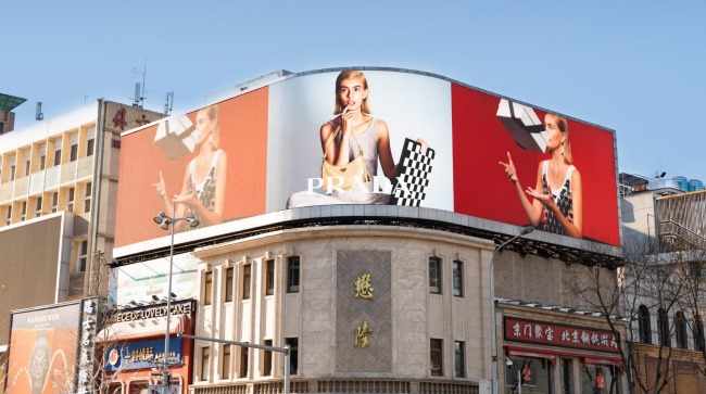 北京王府井步行街戶外LED廣告投放，北京大屏廣告價格