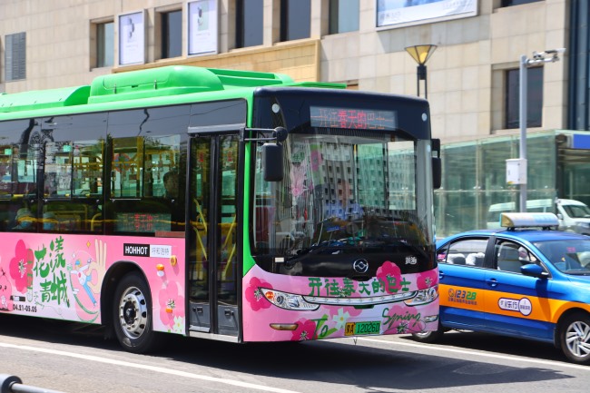 呼和浩特公交車身廣告外車貼巴士廣告投放，呼和浩特公交車廣告價(jià)格