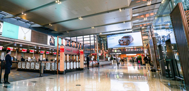 機(jī)場(chǎng)LED廣告：每一秒都能抓住旅客目光