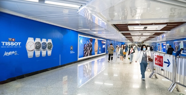 西安地鐵鐘樓站LED大屏廣告，西安地鐵站大屏廣告價(jià)格