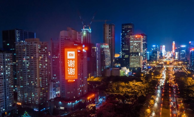 戶外廣告的發(fā)布流程是怎樣的？選擇戶外廣告或線上廣告哪個好？為什么？