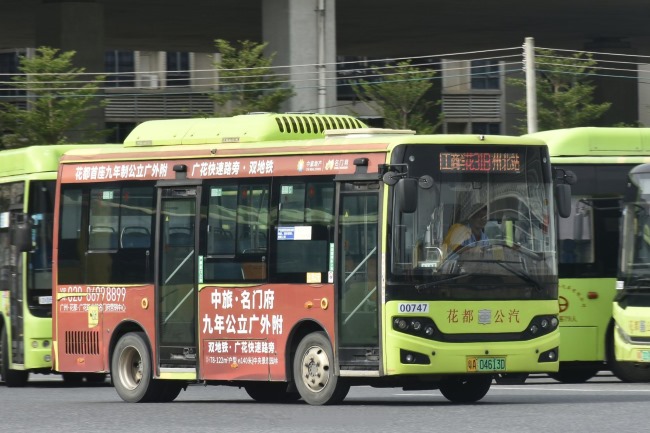 廣州花都公交外車身貼廣告投放，廣州公交車巴士廣告價(jià)格