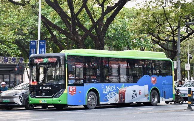 三亞公交車身三側(cè)外車貼廣告投放，三亞公交巴士廣告價(jià)格