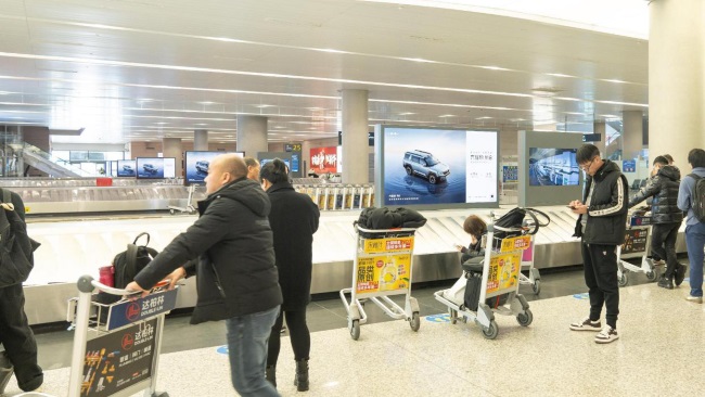 溫州龍灣機場行李轉盤大屏廣告投放，溫州機場到達廣告價格