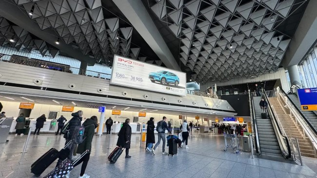 汽車巨頭比亞迪是如何做營(yíng)銷的？又是如何選擇戶外廣告進(jìn)行品牌推廣的？第一戶外傳媒品牌總監(jiān)有話說(shuō)