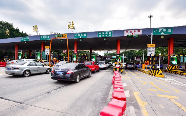 廣州廣園收費(fèi)站LED廣告投放優(yōu)勢(shì)，廣州收費(fèi)站大屏廣告價(jià)格