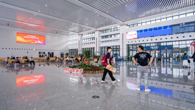 惠州市有幾個高鐵站？這些高鐵站的廣告價值如何？適合哪些行業(yè)投放？