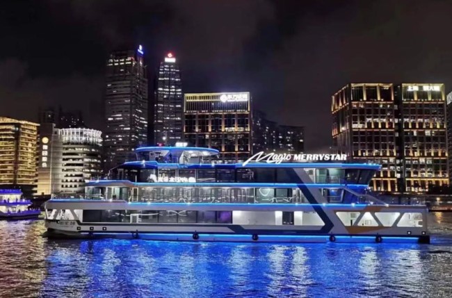 上海黃浦江游船招牌廣告投放，上海外灘游輪外船身廣告價格