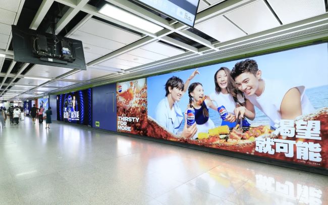 廣州體育西路地鐵站廳墻面廣告投放，廣州地鐵大屏廣告價格