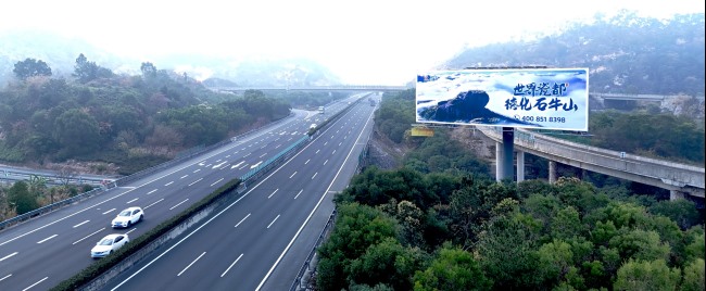 泉州晉江高速大牌廣告投放，晉江戶外高桿立柱廣告價(jià)格