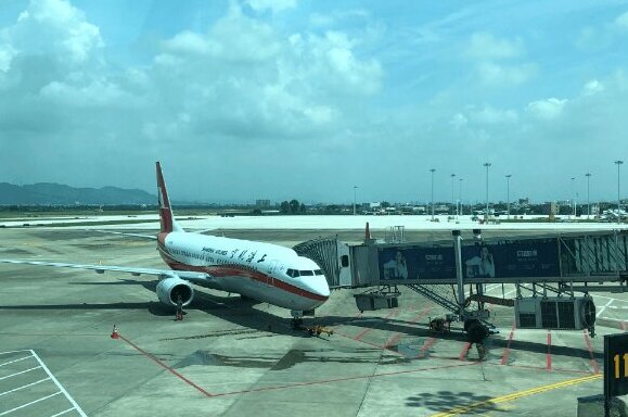 揭陽(yáng)潮汕機(jī)場(chǎng)廣告價(jià)格收費(fèi)多少錢？潮汕機(jī)場(chǎng)出發(fā)到達(dá)春運(yùn)熱門廣告