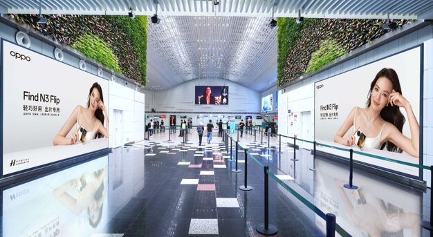 第一戶外傳媒-廣州白云機場-T2國際安檢區(qū)通道墻體燈箱 第一戶外傳媒-廣州白云機場-T2國際安檢區(qū)通道墻體燈箱