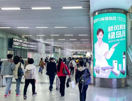 第一戶外傳媒-深圳北站到達(dá)層出站通道內(nèi)側(cè)雙面包柱燈箱 第一戶外傳媒-深圳北站到達(dá)層出站通道內(nèi)側(cè)雙面包柱燈箱