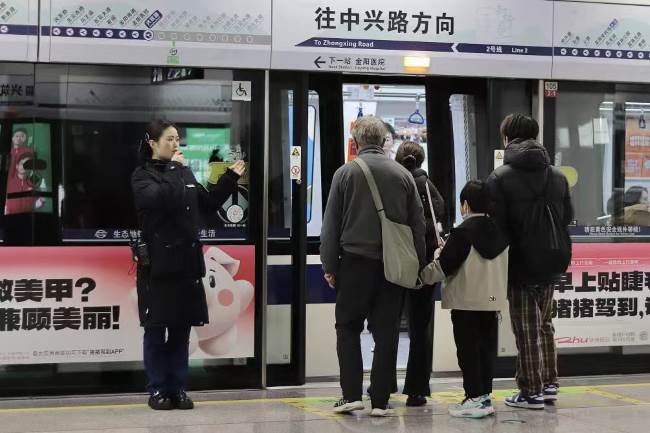 貴陽(yáng)地鐵語(yǔ)音廣告：?jiǎn)握军c(diǎn)播報(bào)的傳播優(yōu)勢(shì)解析